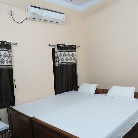 Shaw Guest House كولكاتا المظهر الخارجي الصورة