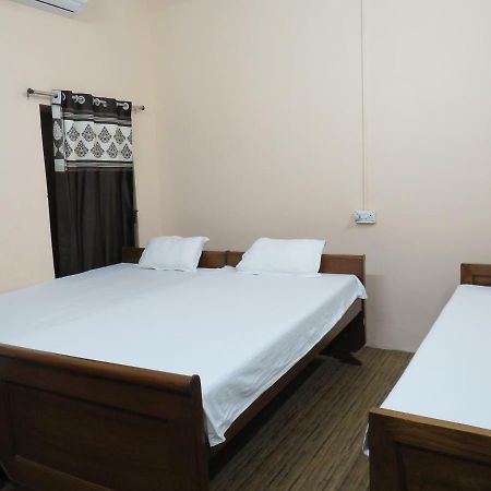 Shaw Guest House كولكاتا المظهر الخارجي الصورة
