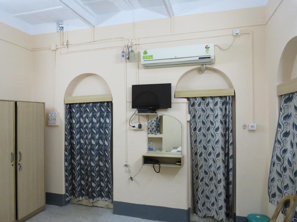 Shaw Guest House كولكاتا المظهر الخارجي الصورة