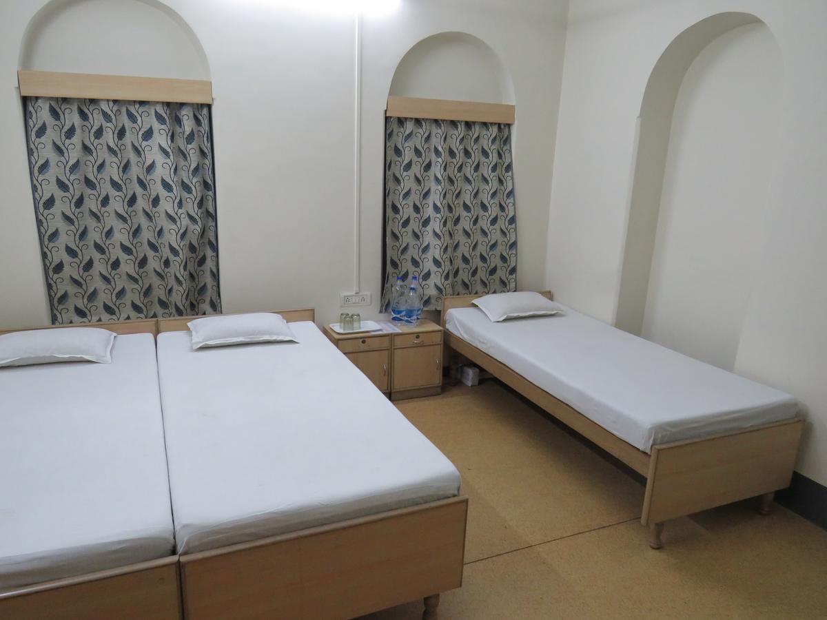 Shaw Guest House كولكاتا المظهر الخارجي الصورة